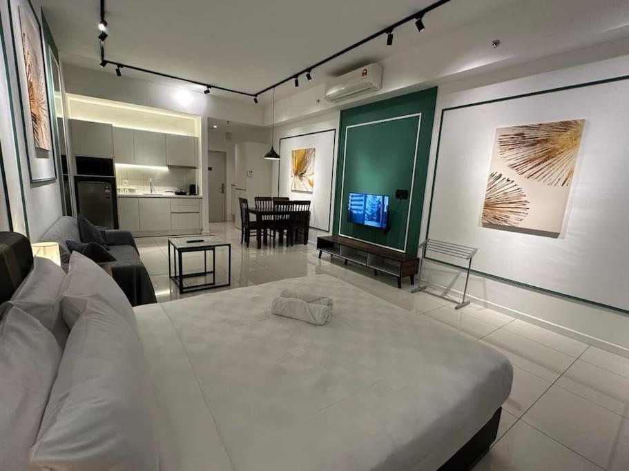 Chambers A Flat, Klcc & Kl Tower View, Pangsapuri *